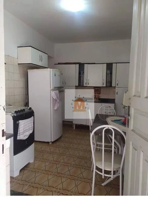 Foto 4 de Casa com 2 quartos à venda em Sao Jose Dos Campos - SP