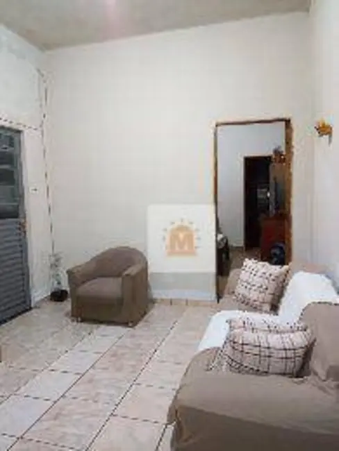 Foto 1 de Sobrado com 2 quartos à venda em Jardim Emília, Jacarei - SP