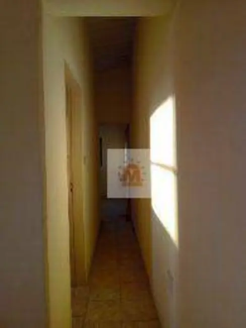 Foto 2 de Sobrado com 2 quartos à venda em Jardim Emília, Jacarei - SP