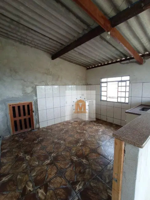 Foto 3 de Sobrado com 3 quartos à venda em Parque Imperial, Jacarei - SP