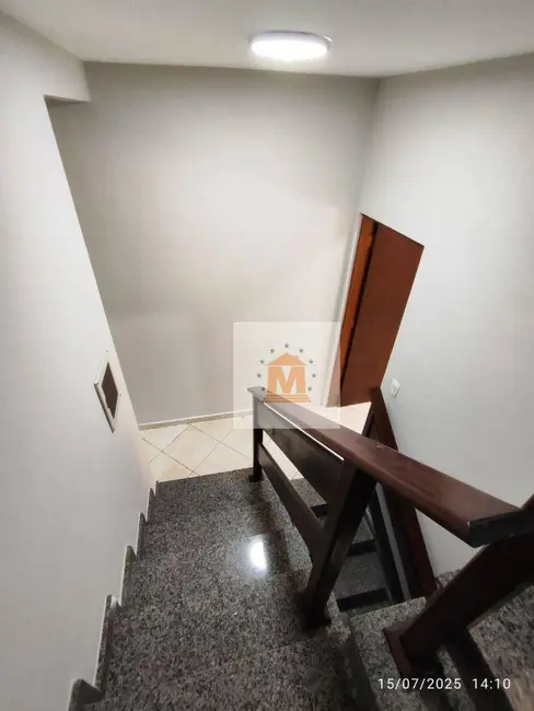 Sobrado com 3 quartos à venda, 260m2 em Sao Jose Dos Campos - SP - imagem 3 Foto 3 de Sobrado com 3 quartos à venda, 260m2 em Sao Jose Dos Campos - SP