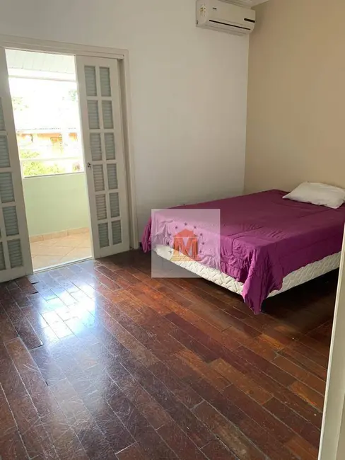 Foto 2 de Sobrado com 3 quartos à venda, 350m2 em Jacarei - SP