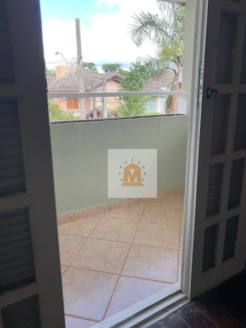 Foto 4 de Sobrado com 3 quartos à venda, 350m2 em Jacarei - SP