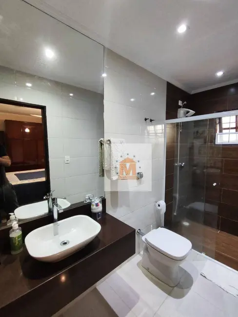 Foto 9 de Sobrado com 3 quartos à venda, 177m2 em Sao Jose Dos Campos - SP