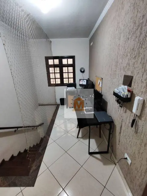 Foto 6 de Sobrado com 3 quartos à venda, 177m2 em Sao Jose Dos Campos - SP