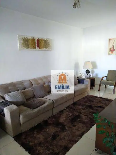 Foto 6 de Casa com 3 quartos à venda, 221m2 em Jardim Santa Maria, Jacarei - SP