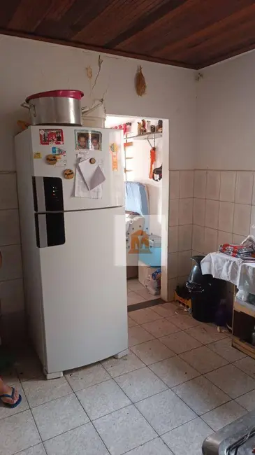 Foto 8 de Casa com 2 quartos à venda, 198m2 em Jardim Jacinto, Jacarei - SP