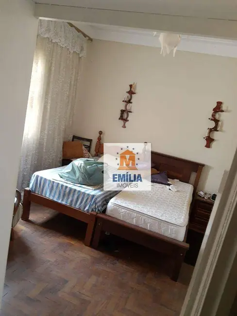 Foto 4 de Casa com 4 quartos à venda, 300m2 em Centro, Jacarei - SP