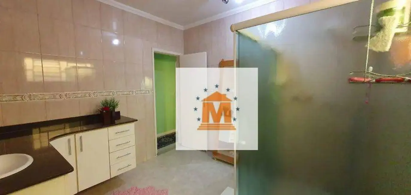 Foto 9 de Casa com 2 quartos à venda, 270m2 em Centro, Jacarei - SP