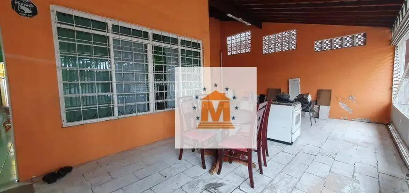 Foto 2 de Casa com 2 quartos à venda, 270m2 em Centro, Jacarei - SP