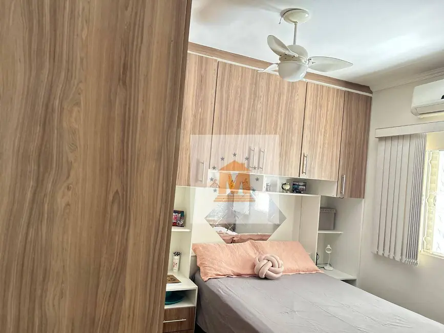 Foto 3 de Casa com 2 quartos à venda, 125m2 em Jardim Nova Esperança, Jacarei - SP