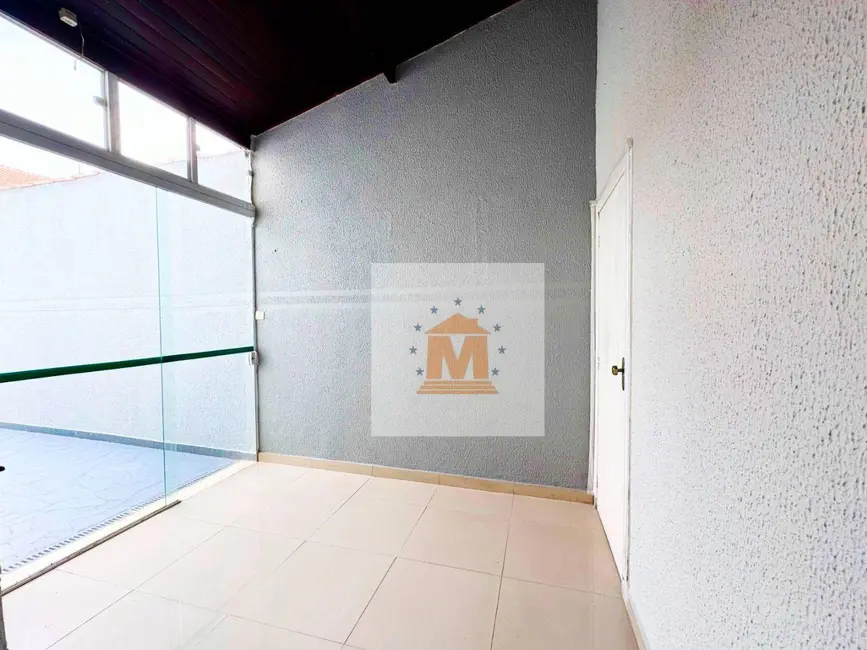 Foto 2 de Casa com 3 quartos à venda, 175m2 em Jacarei - SP