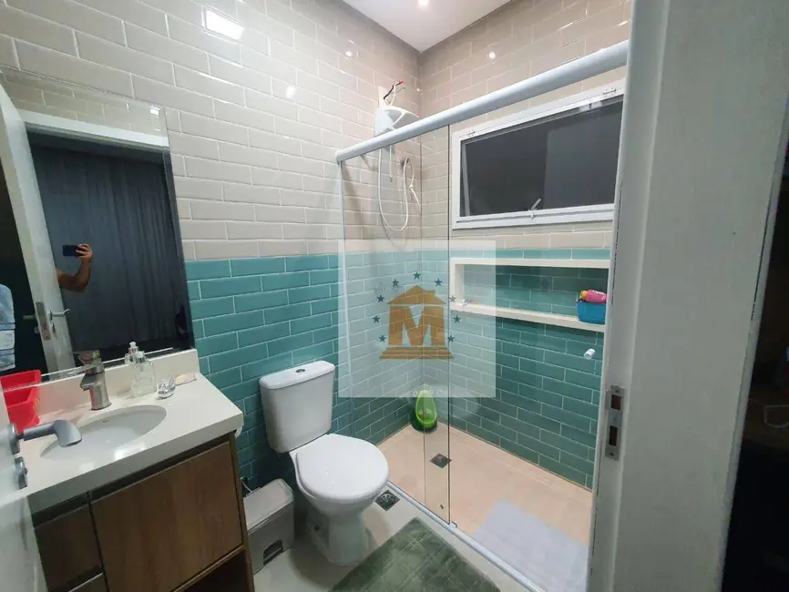 Foto 9 de Sobrado com 3 quartos à venda, 250m2 em Cacapava - SP