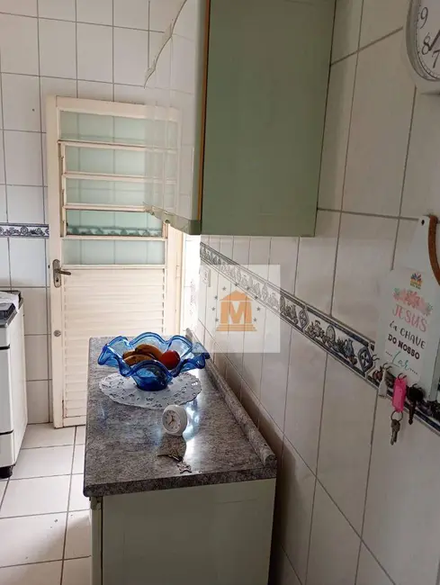 Foto 5 de Casa com 2 quartos à venda, 60m2 em Jardim Altos de Santana II, Jacarei - SP