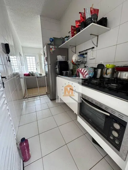 Foto 3 de Casa de Condomínio com 2 quartos à venda, 110m2 em Jardim Marcondes, Jacarei - SP