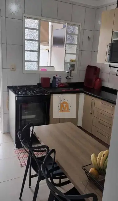 Foto 1 de Casa de Condomínio com 2 quartos à venda, 150m2 em Jardim Paraíso, Jacarei - SP