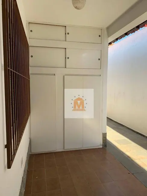 Foto 4 de Casa com 4 quartos à venda, 500m2 em Cidade Jardim, Jacarei - SP