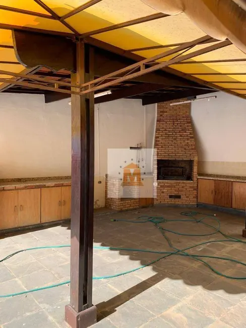 Foto 9 de Casa com 4 quartos à venda, 500m2 em Cidade Jardim, Jacarei - SP