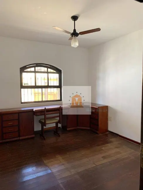 Foto 2 de Casa com 4 quartos à venda, 500m2 em Cidade Jardim, Jacarei - SP