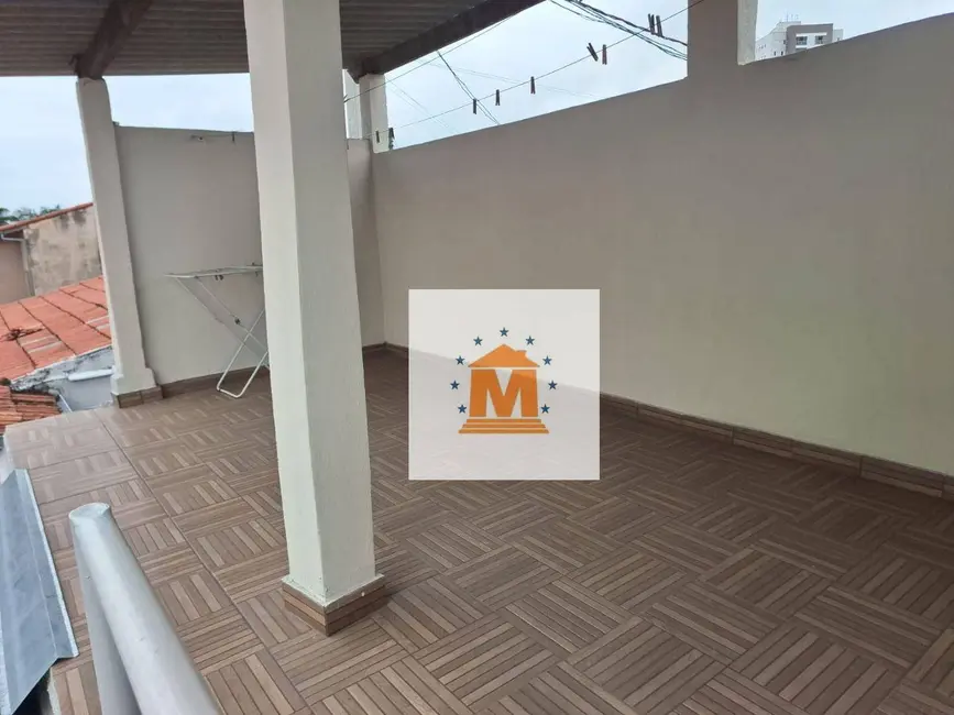 Foto 3 de Casa com 2 quartos à venda, 142m2 em Jardim Califórnia, Jacarei - SP