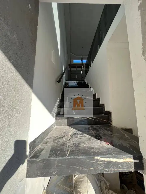 Foto 4 de Sobrado com 3 quartos à venda, 175m2 em Sao Jose Dos Campos - SP