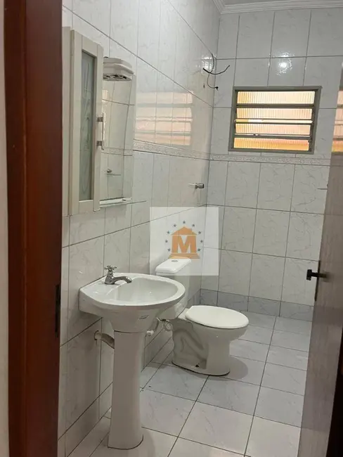 Foto 2 de Sobrado com 3 quartos à venda, 205m2 em Sao Jose Dos Campos - SP