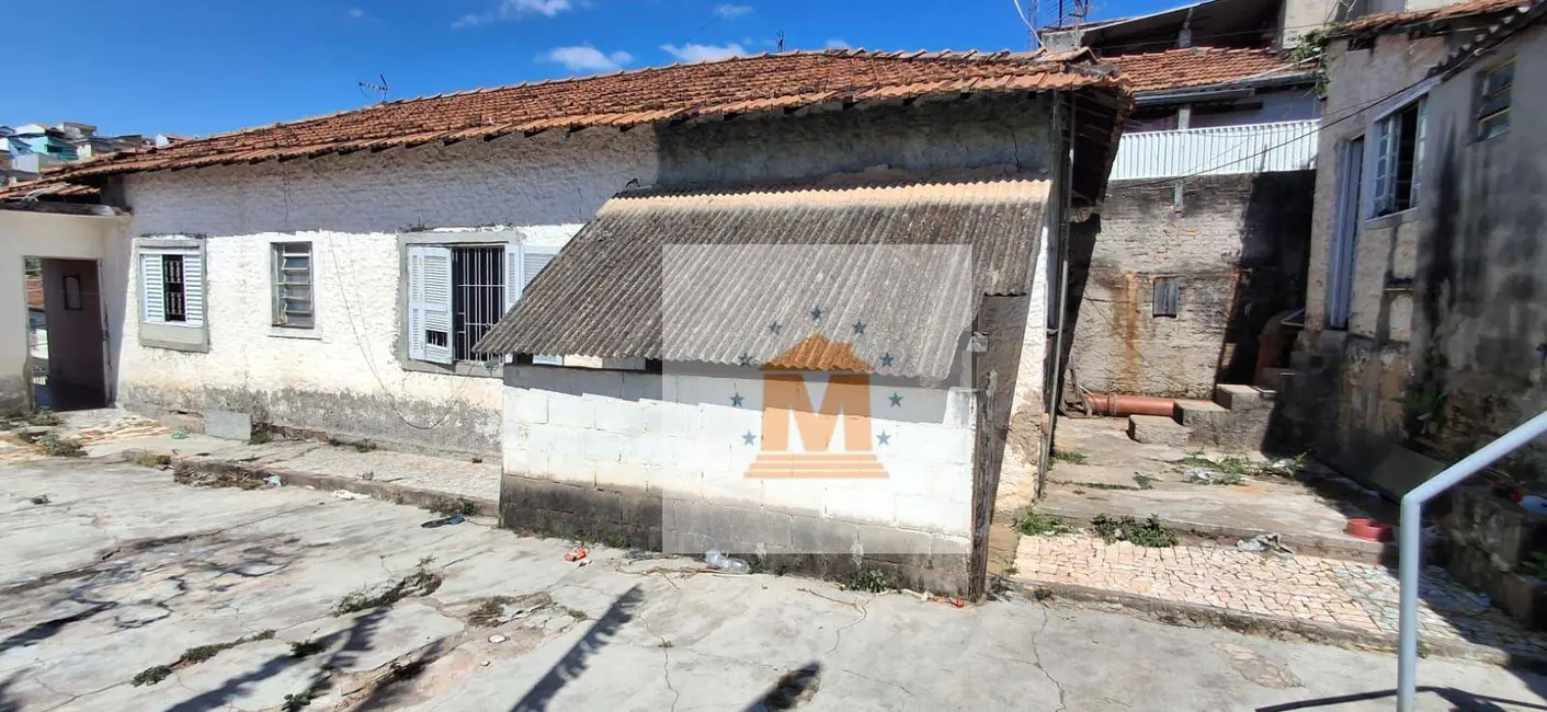 Foto 8 de Casa com 4 quartos à venda, 330m2 em Jardim Bela Vista, Jacarei - SP