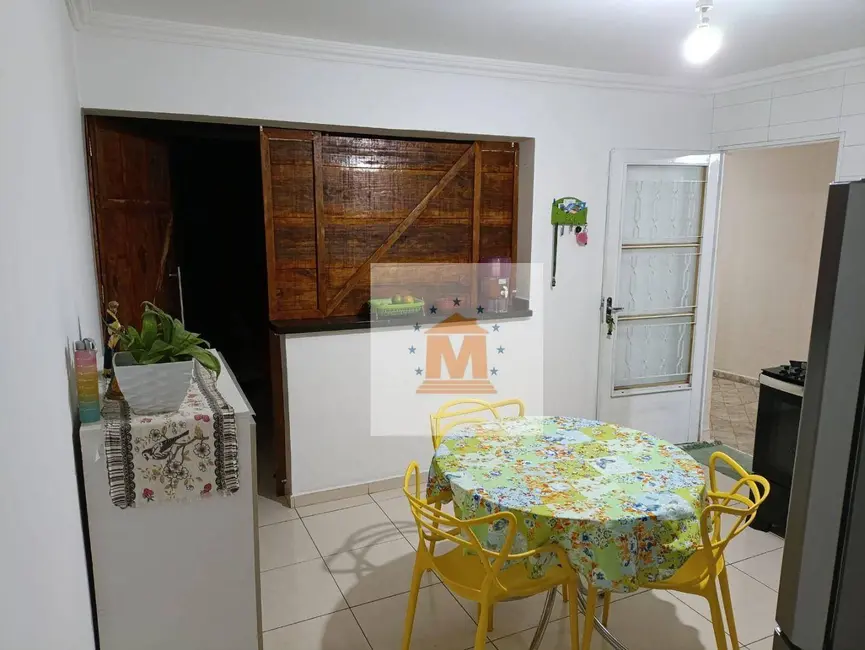 Foto 9 de Sobrado com 3 quartos à venda, 168m2 em Jardim Paraíso, Jacarei - SP
