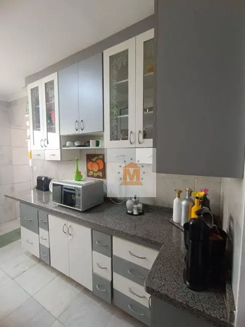 Foto 1 de Apartamento com 3 quartos à venda, 100m2 em Centro, Jacarei - SP