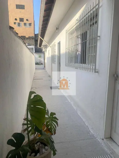 Foto 8 de Casa com 2 quartos à venda, 175m2 em Jardim Califórnia, Jacarei - SP