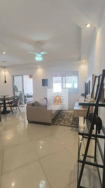 Sobrado com 3 quartos à venda em Jacarei - SP - imagem 2 Foto 2 de Sobrado com 3 quartos à venda em Jacarei - SP