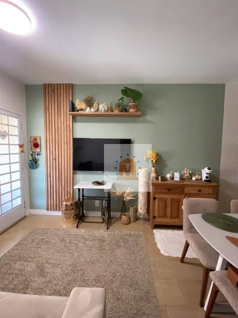 Foto 3 de Casa de Condomínio com 2 quartos à venda, 120m2 em Jardim Marcondes, Jacarei - SP