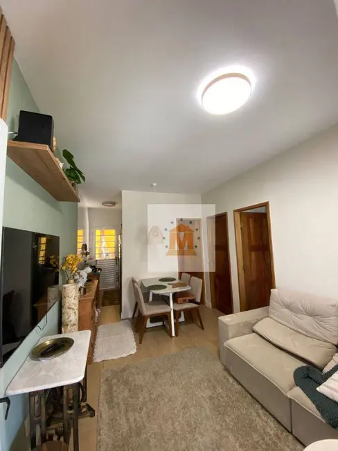 Foto 4 de Casa de Condomínio com 2 quartos à venda, 120m2 em Jardim Marcondes, Jacarei - SP