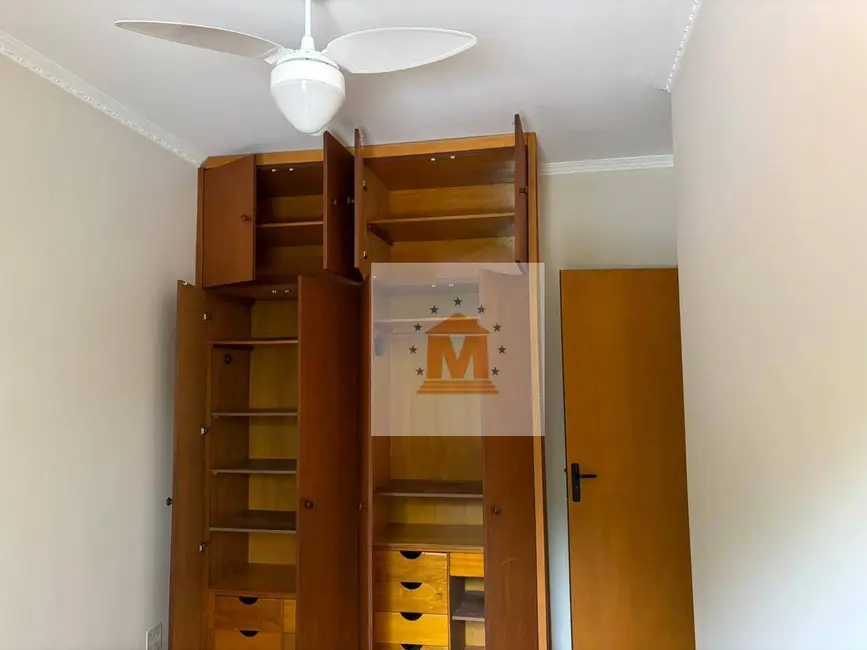 Sobrado com 3 quartos à venda, 180m2 em Cidade Jardim, Jacarei - SP - imagem 5 Foto 5 de Sobrado com 3 quartos à venda, 180m2 em Cidade Jardim, Jacarei - SP