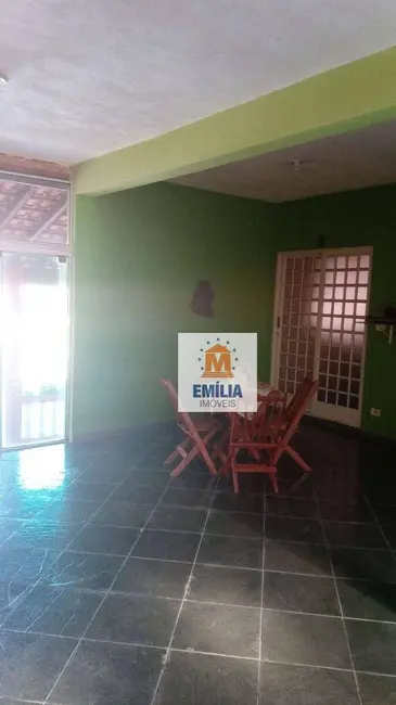 Foto 2 de Casa com 2 quartos à venda, 168m2 em Jardim São Luiz, Jacarei - SP