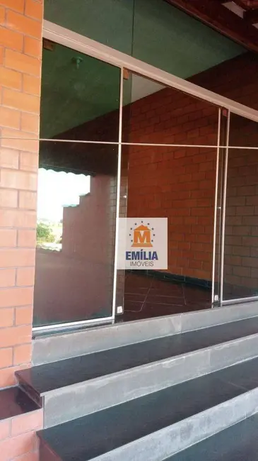 Foto 9 de Casa com 2 quartos à venda, 168m2 em Jardim São Luiz, Jacarei - SP