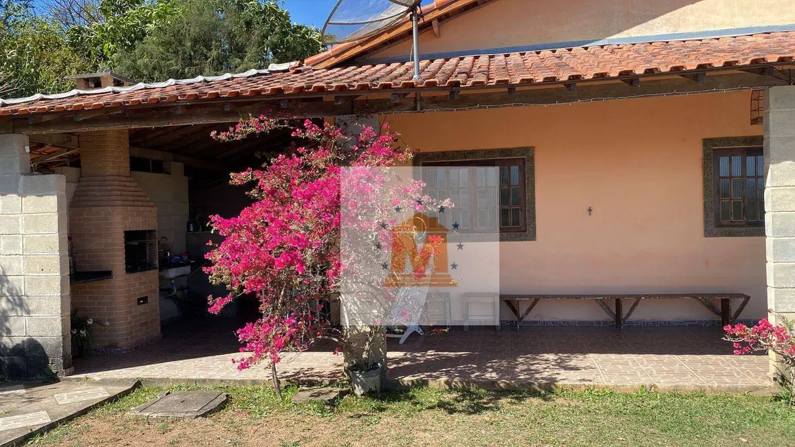 Chácara com 5 quartos à venda, 2158m2 em Veraneio Irajá, Jacarei - SP - imagem 8 Foto 8 de Chácara com 5 quartos à venda, 2158m2 em Veraneio Irajá, Jacarei - SP