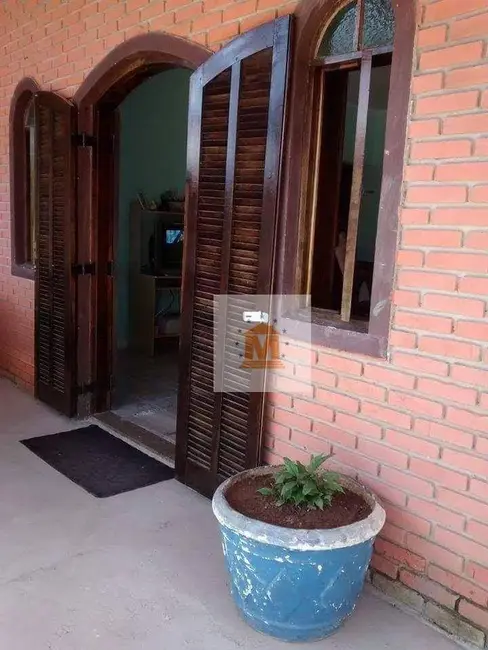Foto 2 de Casa com 2 quartos à venda, 264m2 em Getuba, Caraguatatuba - SP