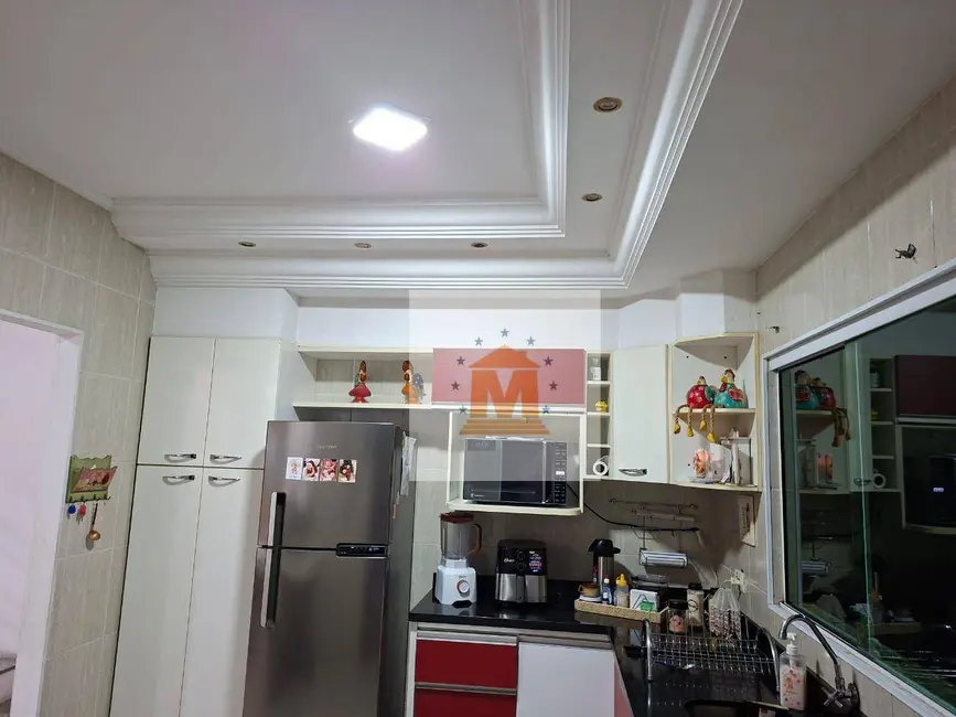 Foto 2 de Sobrado com 3 quartos à venda, 163m2 em Jardim Califórnia, Jacarei - SP