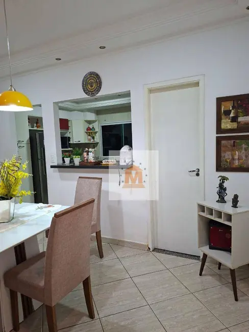 Foto 5 de Sobrado com 3 quartos à venda, 163m2 em Jardim Califórnia, Jacarei - SP