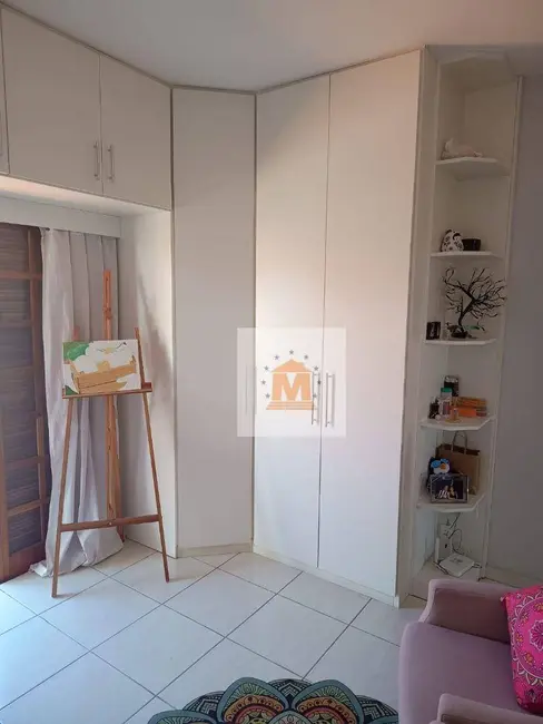 Foto 5 de Sobrado com 2 quartos à venda em Jardim Jacinto, Jacarei - SP