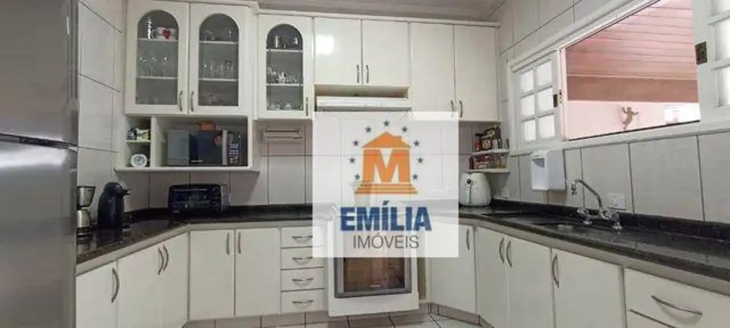 Foto 6 de Casa de Condomínio com 3 quartos à venda, 375m2 em Vila Zezé, Jacarei - SP