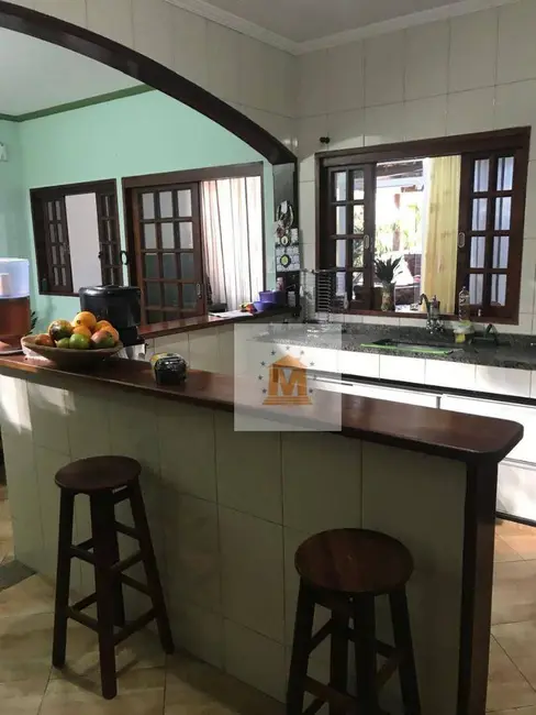 Foto 8 de Sobrado com 2 quartos à venda, 100m2 em Parque dos Príncipes, Jacarei - SP