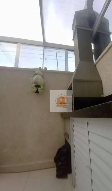 Sobrado com 2 quartos à venda, 87m2 em Massaguaçu, Caraguatatuba - SP - imagem 4 Foto 4 de Sobrado com 2 quartos à venda, 87m2 em Massaguaçu, Caraguatatuba - SP