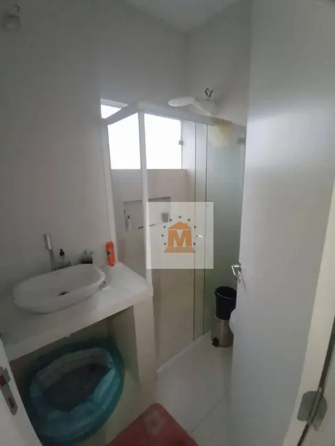 Sobrado com 2 quartos à venda, 87m2 em Massaguaçu, Caraguatatuba - SP - imagem 3 Foto 3 de Sobrado com 2 quartos à venda, 87m2 em Massaguaçu, Caraguatatuba - SP