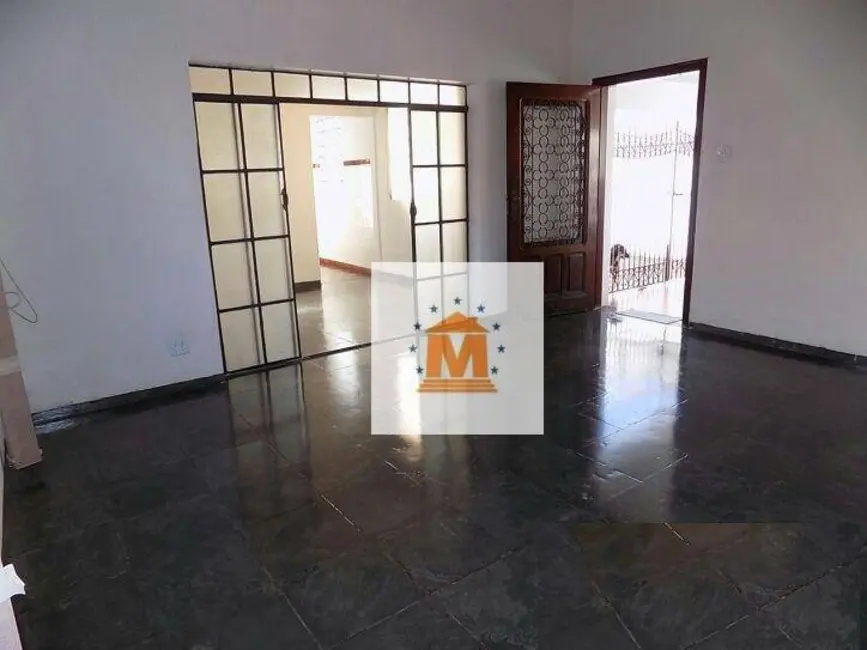 Foto 9 de Casa com 3 quartos à venda, 483m2 em Centro, Jacarei - SP