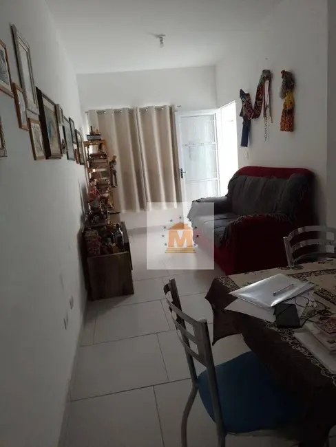 Casa com 2 quartos à venda, 150m2 em Vila Formosa, Jacarei - SP - imagem 8 Foto 8 de Casa com 2 quartos à venda, 150m2 em Vila Formosa, Jacarei - SP