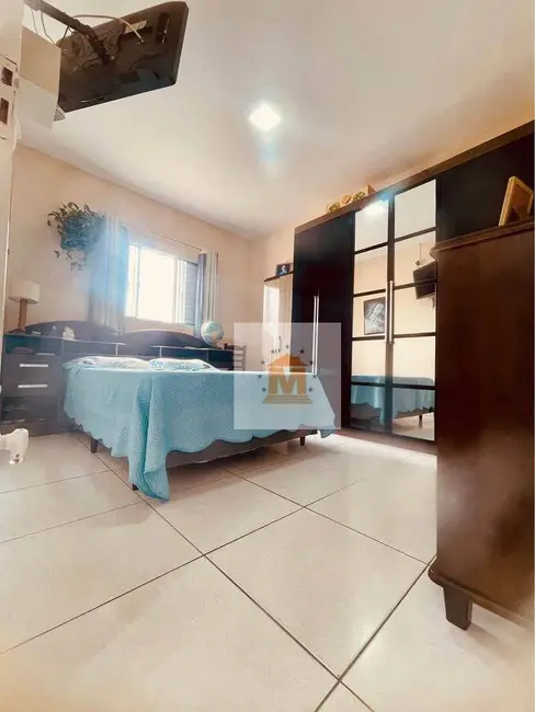 Foto 5 de Casa com 5 quartos à venda, 250m2 em São João, Jacarei - SP