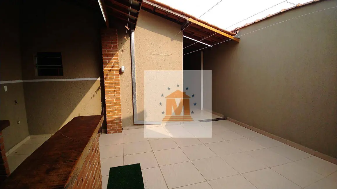 Casa com 2 quartos à venda, 162m2 em Jardim Santa Marina, Jacarei - SP - imagem 3 Foto 3 de Casa com 2 quartos à venda, 162m2 em Jardim Santa Marina, Jacarei - SP