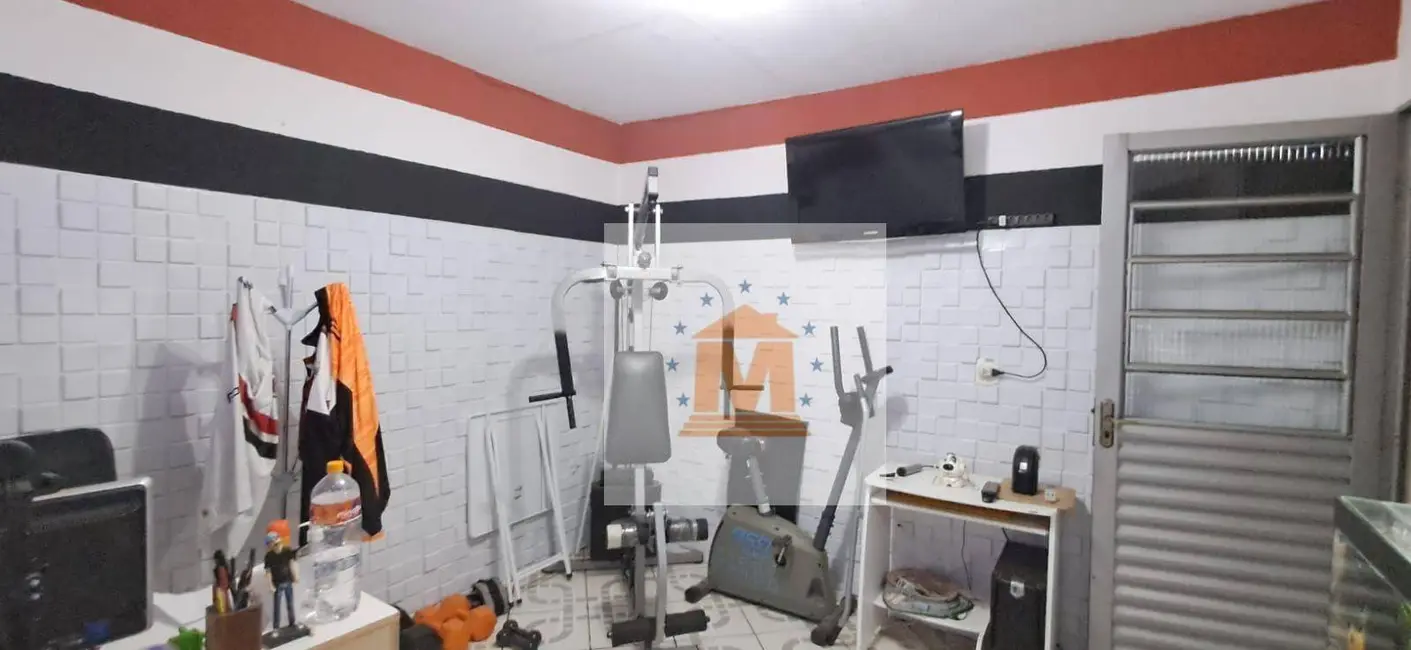 Foto 8 de Casa com 3 quartos à venda, 135m2 em Parque Califórnia, Jacarei - SP